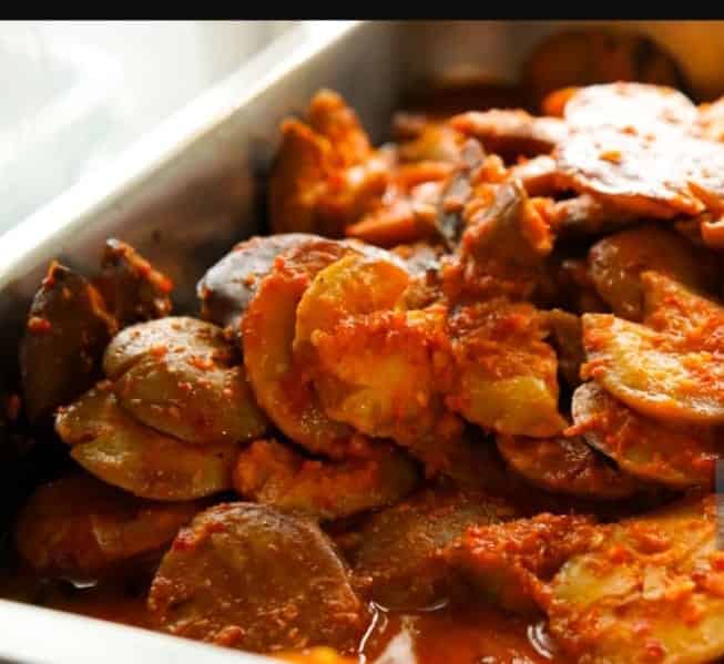 Semur Jengkol Pedas, Sajian Kuliner Klasik Nan Kaya Rasa