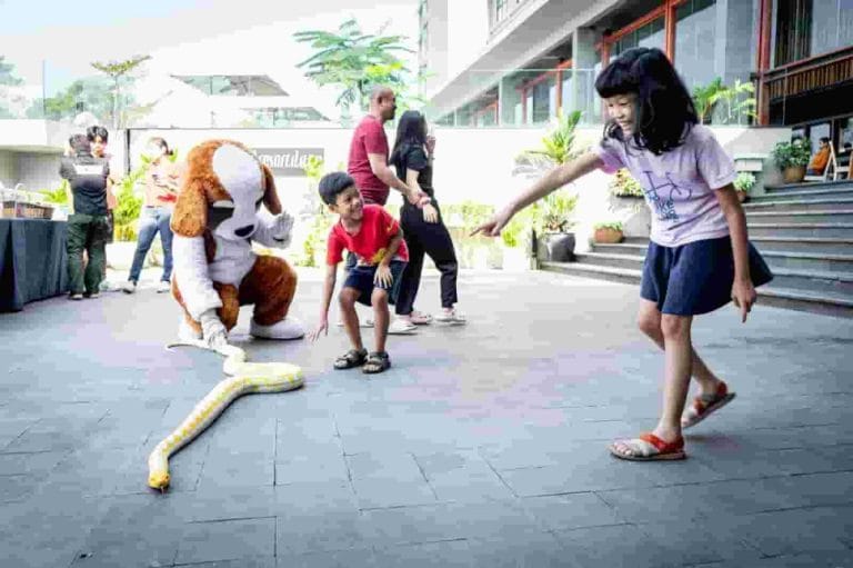 Berlibur dengan Promo School Holiday Staycation di Swiss-Belresort Dago Heritage Bandung