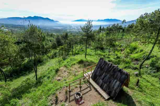 Ada Surga Tersembunyi di Jawa Barat "Bukit Joglo Saung Geulis"