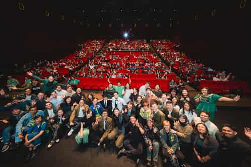 Film Debut Kristo Immanuel “TINGGAL MENINGGAL”Disambut Meriah saat Gala Premiere