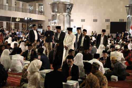 Nikah Fest: 100 Pasangan Ikut Nikah Massal Kemenag di Masjid Istiqlal