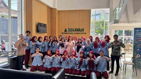 Binawan dan Poltekkes Kemenkes Semarang Resmi Meluncurkan Pusat Karier Internasional & Program Kelas Eropa