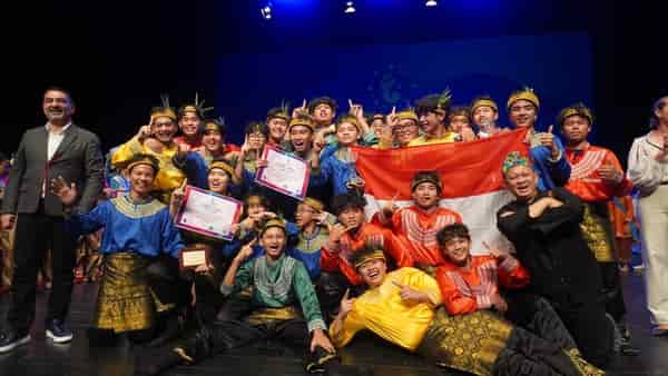 Merah Putih Berkibar di Ajang  Kontes Internasional Super Grand Prix – Spanyol 2025