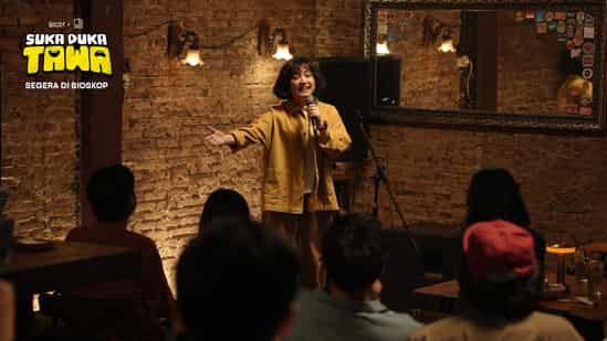 Rachel Amanda Jadi Stand Up Comedian Dalam Debut Film Panjang Aco Tenriyagelli Berjudul ‘Suka Duka Tawa’