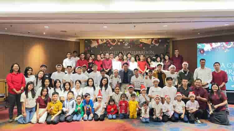 Hotel Ciputra Jakarta Rayakan Natal Bersama Staff dan Panti Asuhan Hati Bangsa 