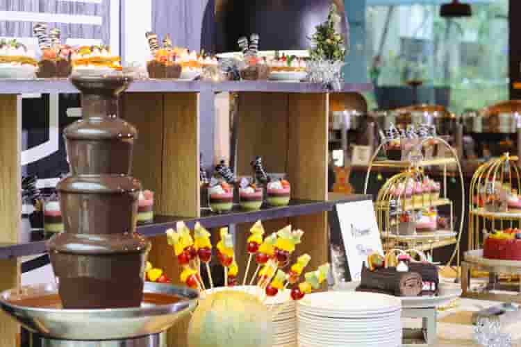 Perayaan Natal & Malam Tahun Baru yang Intimate, Penuh Rasa, dan Tak Terlupakan di Novotel & ibis Styles Jakarta Mangga Dua Square