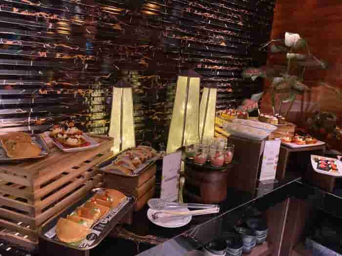 Avery de’Grand City Hotel Bandung Hadirkan Dua Perayaan Spesial Akhir Tahun: “Avery Christmas Eve Dinner” & “Hula-Hula New Year’s Party”