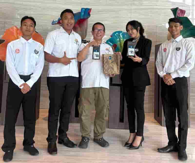 Aero Astra Akademia Lampung menerima Sertifikat Apresiasi dari Mercure Hotel Karawang