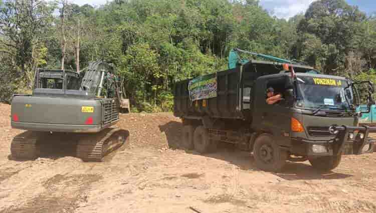 Maksimalkan Alat Berat, TNI AD Normalisasi GKPI Hutanabolon Pascabanjir