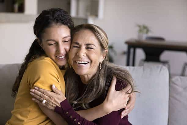 Peran Keluarga dalam Menjaga Kesehatan Mental: Fondasi Penting dari Lingkungan Terdekat