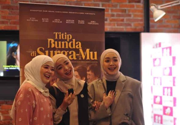 Belajar Parenting Lewat Film: Dr. Aisah Dahlan Ungkap Pesan Tersembunyi di Balik Konflik Keluarga 'Titip Bunda di Surga-Mu'