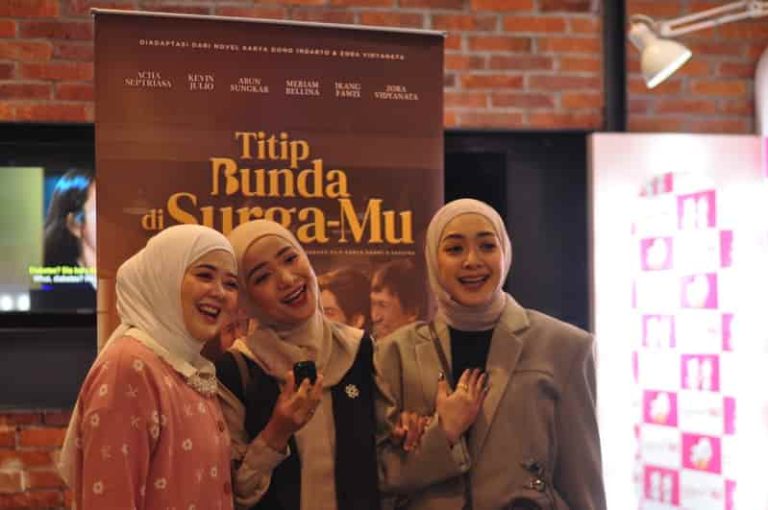 Belajar Parenting Lewat Film: Dr. Aisah Dahlan Ungkap Pesan Tersembunyi di Balik Konflik Keluarga 'Titip Bunda di Surga-Mu'