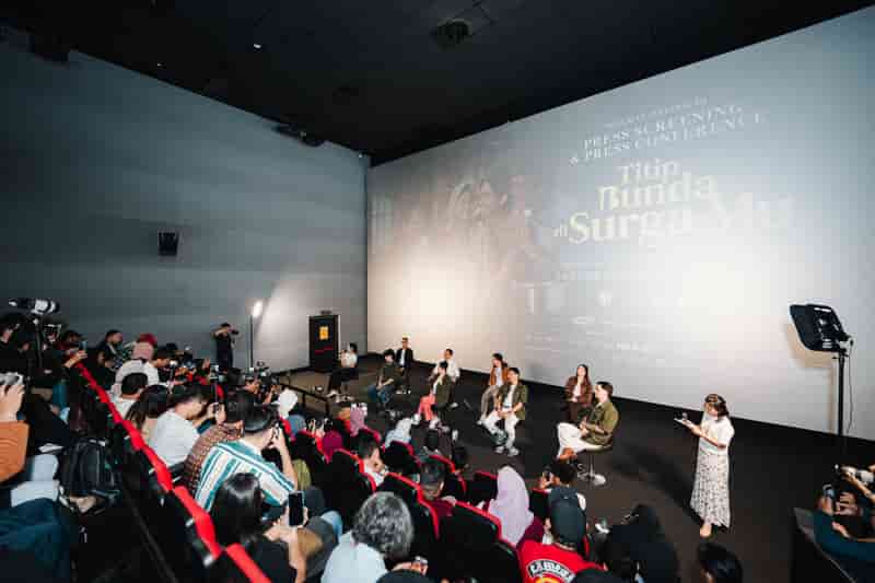 “Masih Sempatkah Mengucap Maaf?” Momen Isak Tangis Warnai Gala Premiere Titip Bunda di Surga-Mu