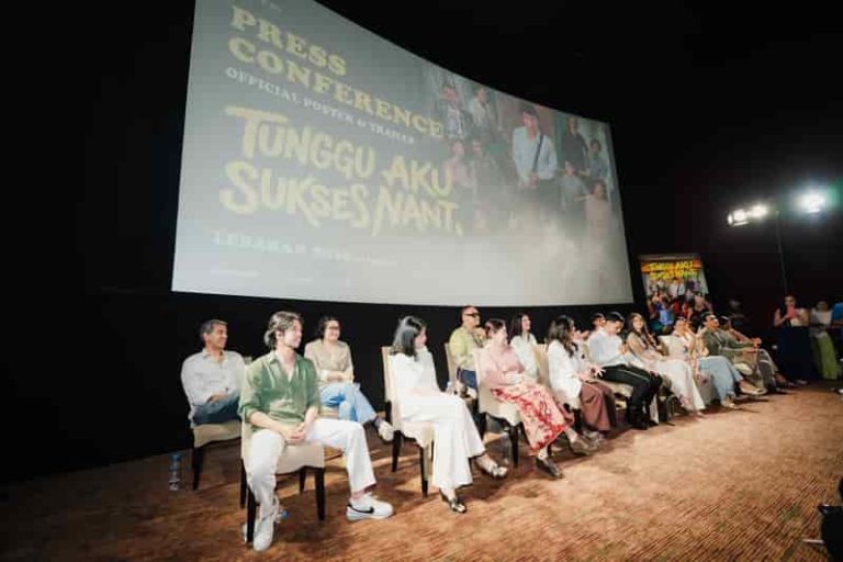 Film Tunggu Aku Sukses Nanti Rilis Official Trailer & Poster