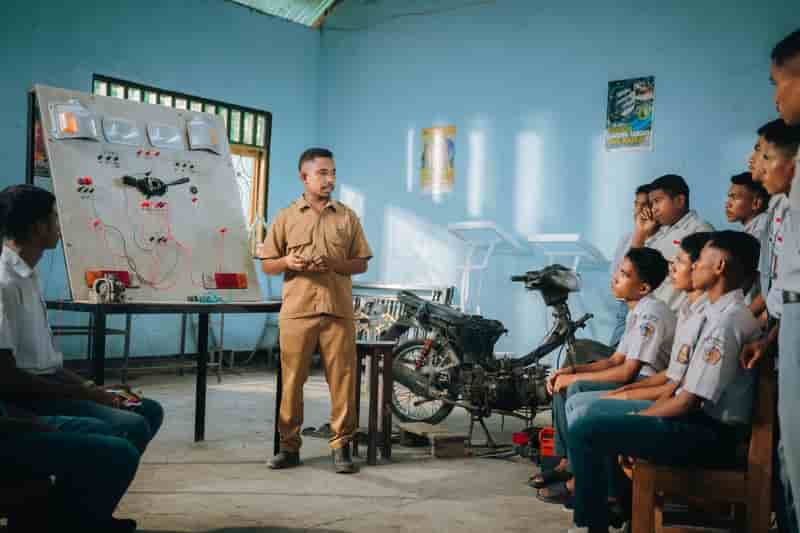 Astra Perkuat Vokasi, Ubah Tantangan Pendidikan di Kupang Menjadi Peluang Kerja