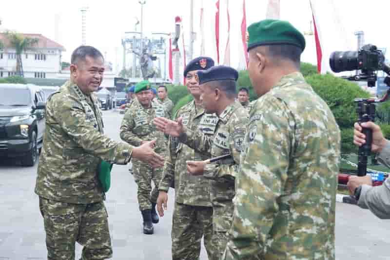 Kasad Hadiri Penutupan Latsitarda Nusantara 46, Wujudkan Calon Pemimpin TNI-Polri yang Solid & Adaptif