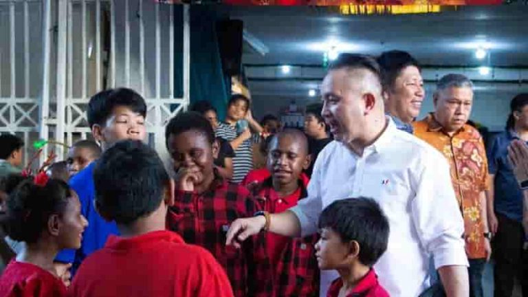 Wujud Syukur & Kepedulian, Fernando Rorimpandey dan Erwin Karouw Pimpin Penyerahan Bantuan untuk Panti Asuhan Pondok Kasih Agape