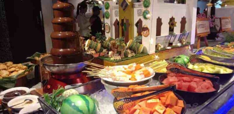 30+ Menu Iftar Spesial & Doorprize Umroh + Dubai di “Miracle of Ramadhan” Luminor Hotel Pecenongan