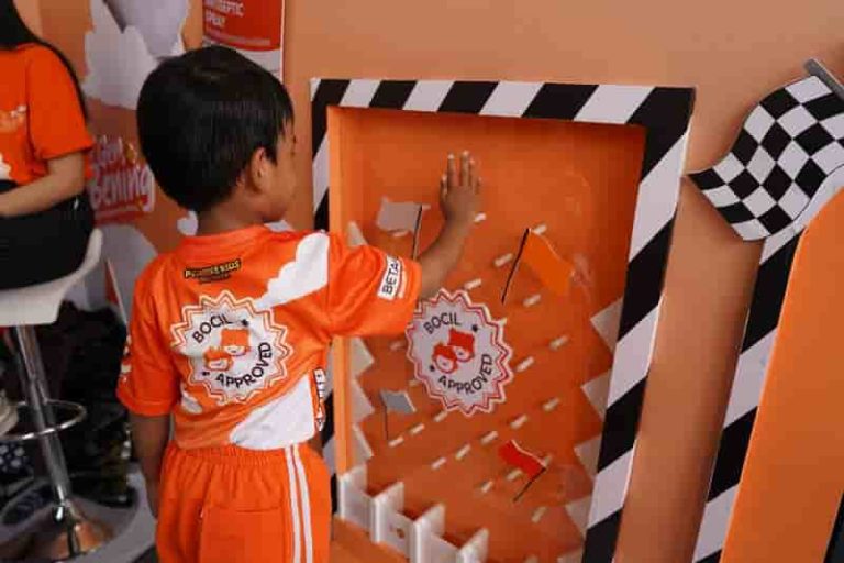 Dukung PP Tunas, Betadine Dorong Orang Tua Dampingi Anak Tumbuh Berani dan Aktif Lewat Eksplorasi Nyata