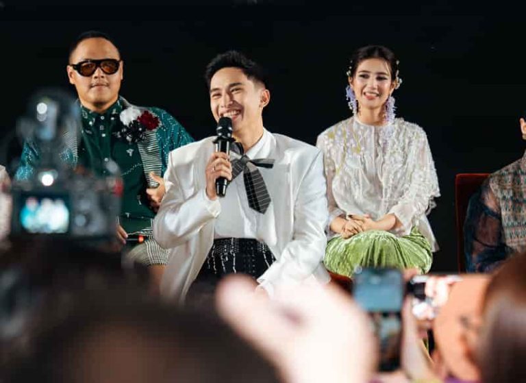 Tunggu Aku Sukses Nanti Jadi Film yang Memeluk Lelah Para Pejuang Hidup dan Tulang Punggung Keluarga