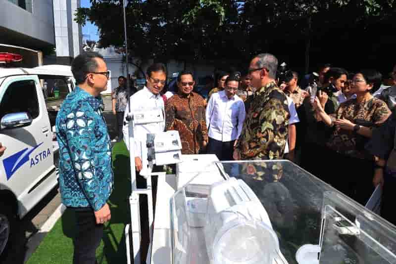 Nurani Astra Salurkan Bantuan Ambulans & Alat Kesehatan untuk Mendukung Pemulihan Masyarakat Pascabencana di Sumatra