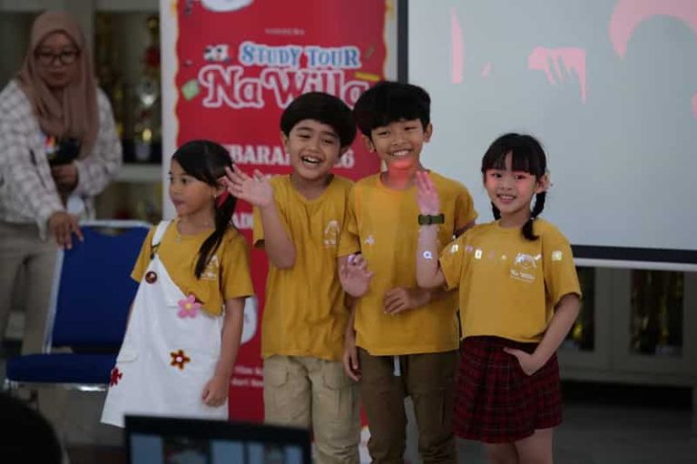 Visinema Studios Dukung Literasi Anak Indonesia Lewat “Na Willa School to School”