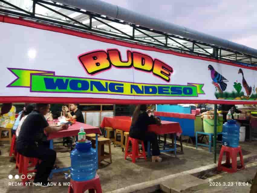 Warung Bu’De Wong Ndeso Jadi Destinasi Kuliner Favorit Pecel Lele di Bogor
