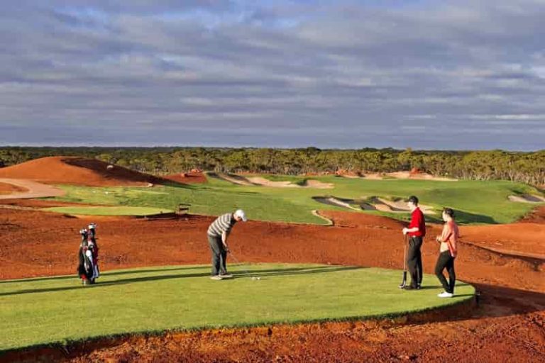 Golf dengan Pemandangan Samudra dan Kanguru Liar, 7 Lapangan Golf Ikonik di Australia Barat