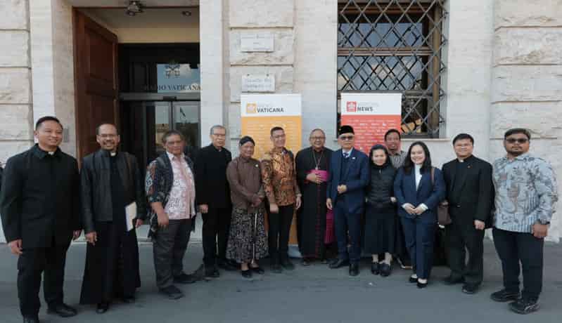 Bahasa Indonesia Resmi Masuk Vatican News, Momen Bersejarah di Vatikan