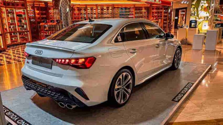 Audi Indonesia Rayakan 36 Tahun Plaza Indonesia dengan Audi A5 Sportback