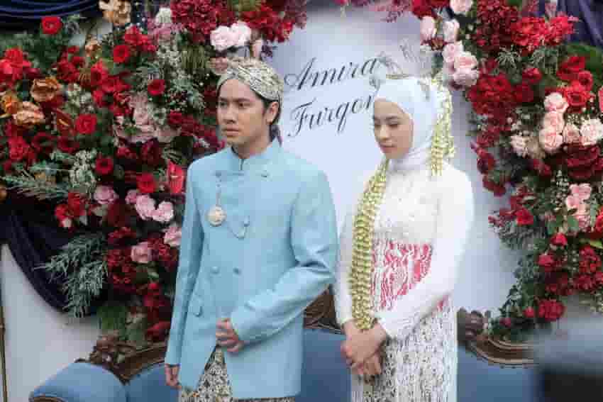 Mirisnya Nasib Zee Asadel: Taaruf karena Niat Ibadah, Malah Jadi Ujian Batin Gara-gara “Dianggurin”