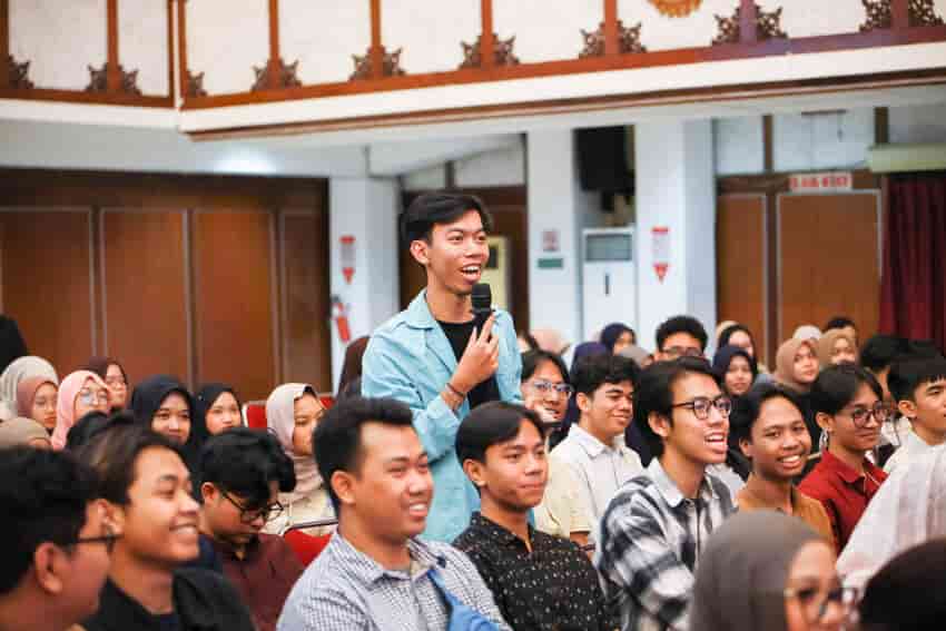 Adopsi Fintech Meningkat di Kalangan Mahasiswa, AFTECH Perkuat Literasi Lewat Infinity di UNS Solo