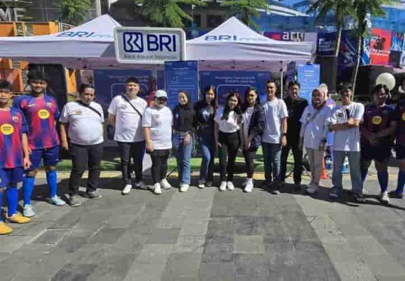 BRI Luncurkan Kartu Debit Edisi Khusus FC Barcelona di CFD Sudirman