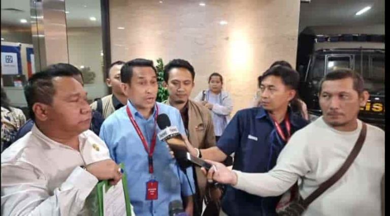 Belasan Organisasi Relawan Prabowo Gibran - Jokowi ke Mabes Polri, Laporkan Dugaan Makar Saiful Mujani dkk