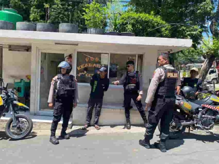 Samapta Polres Jakarta Barat Tingkatkan Patroli Dialogis, Wujudkan Lingkungan Aman