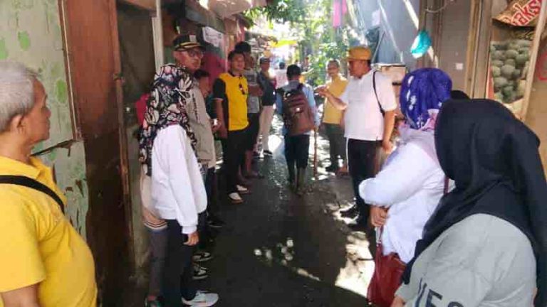Sinergi 3 Pilar di Maphar, Polisi dan Warga Kompak Bersihkan Lingkungan