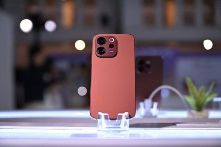 Menjawab Antusiasme Penggemar & Menyambut Musim Festival, vivo Hadirkan V70 Varian Baru – Sang "Festival Portrait Master"