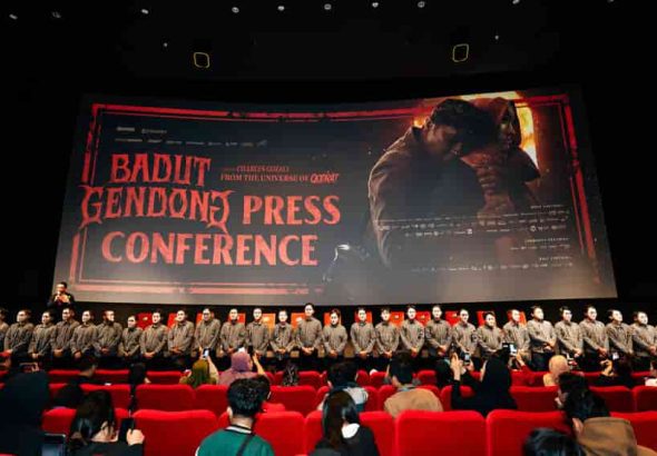 Badut Gendong ‘Hidup’ di Epicentrum! Intip Kengerian Gala Premiere Monster Baru di Universe Qodrat