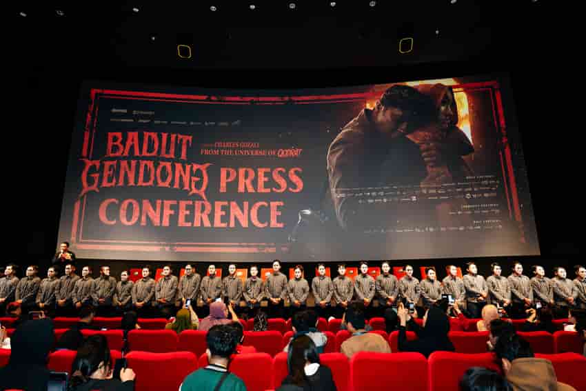 Badut Gendong ‘Hidup’ di Epicentrum! Intip Kengerian Gala Premiere Monster Baru di Universe Qodrat