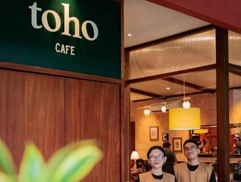 Toho Cafe Sajikan Kopi Berkualitas dengan Atmosfer yang Hangat & Homie
