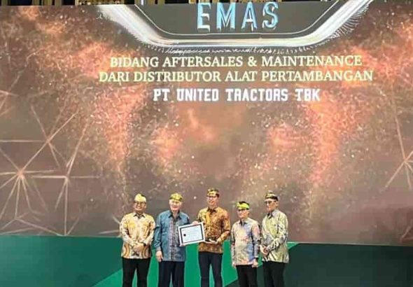Grup United Tractors Raih Penghargaan pada Indonesia Mining Services Awards 2025
