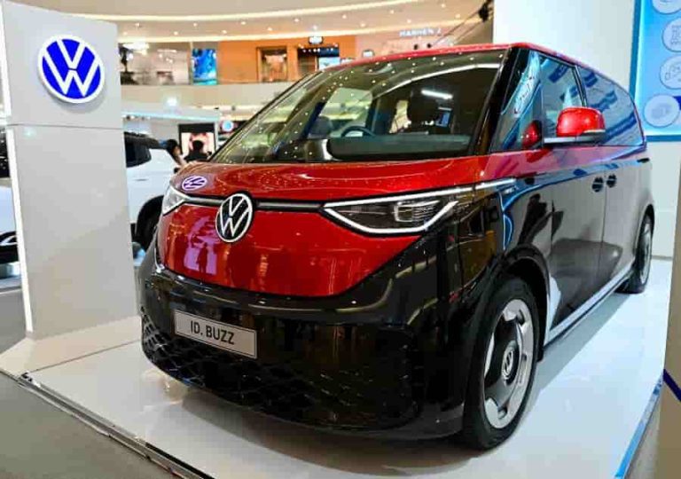 Volkswagen Luncurkan "ID. Buzz Eclipse Edition" di Indonesia: Ikon Listrik Kini Lebih Berani, Lebih Personal