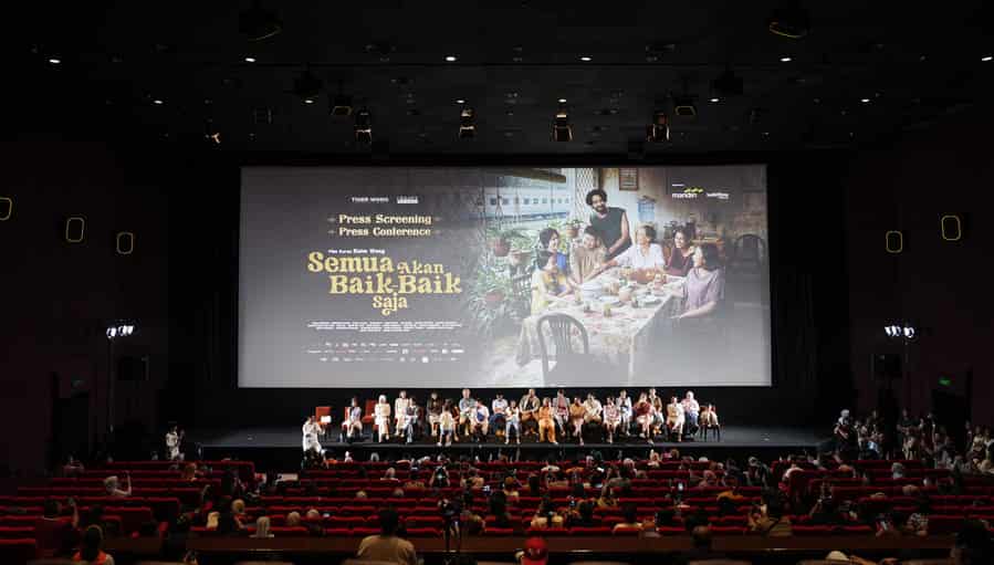 Film Semua Akan Baik-Baik Saja Sajikan Drama Hangat Tentang Keluarga yang Saling Memikul Beban Bersama