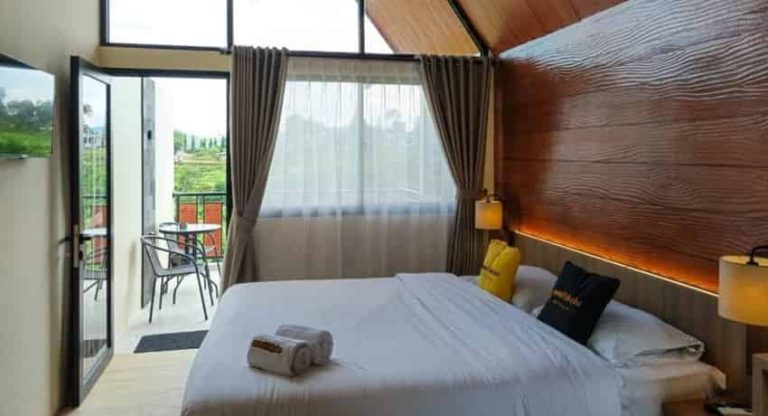 Menginap Nyaman dengan View Gunung Salak, Ini Review Mamifokobo Cabin Cipanas