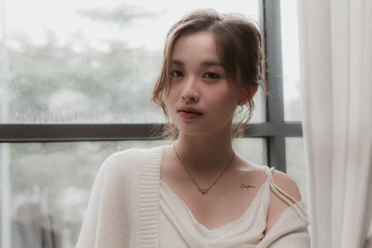 J.hana Rilis "Maaf Jika ku Buat Salah", Lagu Tentang Kehilangan Diri Saat Berusaha Memahami Orang Lain