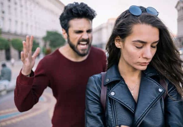 Waspada Toxic Relationship! Ini Tanda Manipulasi Emosional yang Perlu Dikenali