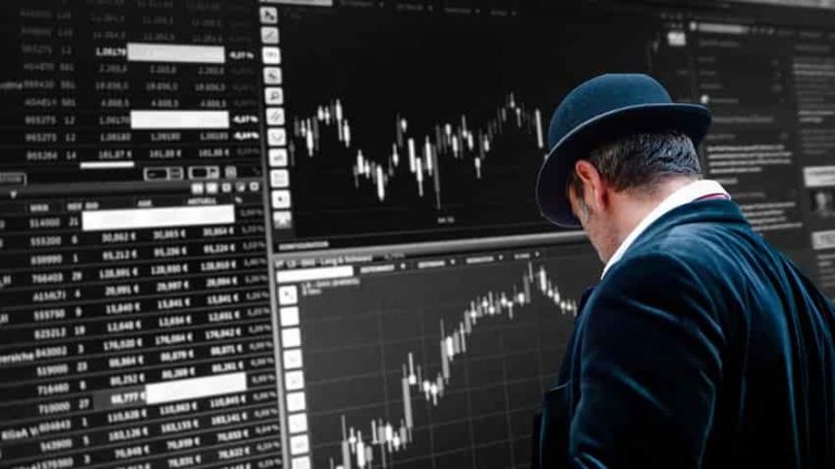 Trader Wajib Tahu! 4 Strategi Trading Emas Hadapi Ketidakpastian Pasar