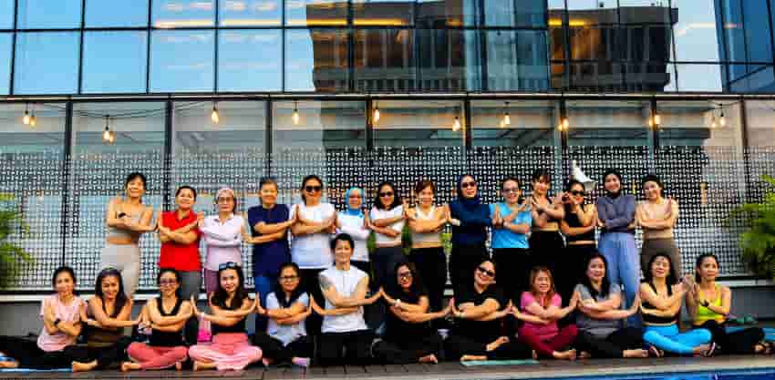 Vertu Harmoni Jakarta Celebrates Global Wellness Day 2026 with a Afternoon Sunset Yoga Session