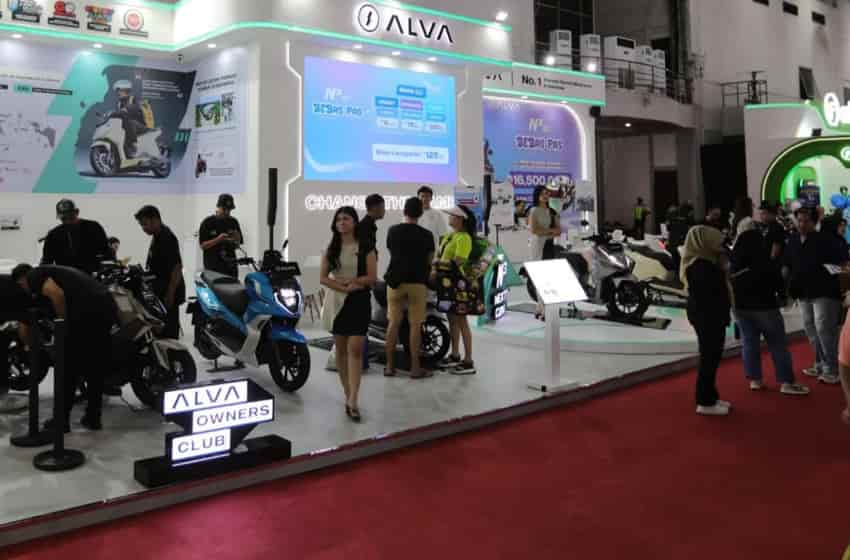 9 Brand Motor Listrik Hadir di Jakarta Fair 2026