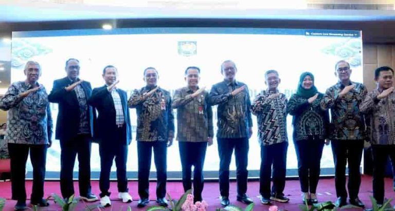 Kemendagri, Asosiasi BUMD, BLUD & BMD Deklarasikan Organisasi Profesi